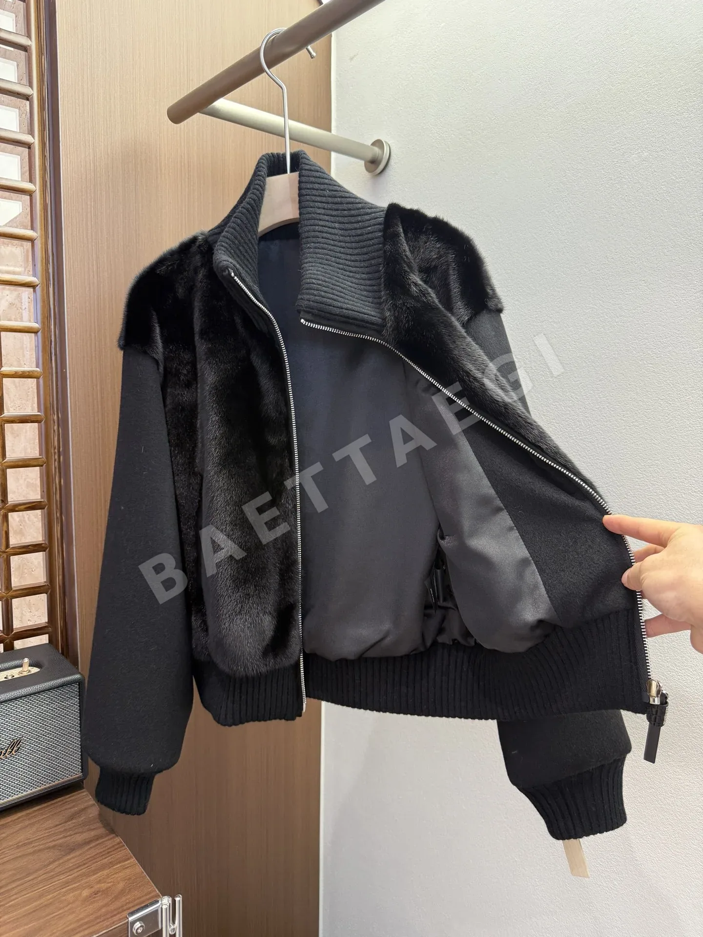 브루넬로쿠치넬리 캐시미어 밍크 자켓 상세 이미지 5
