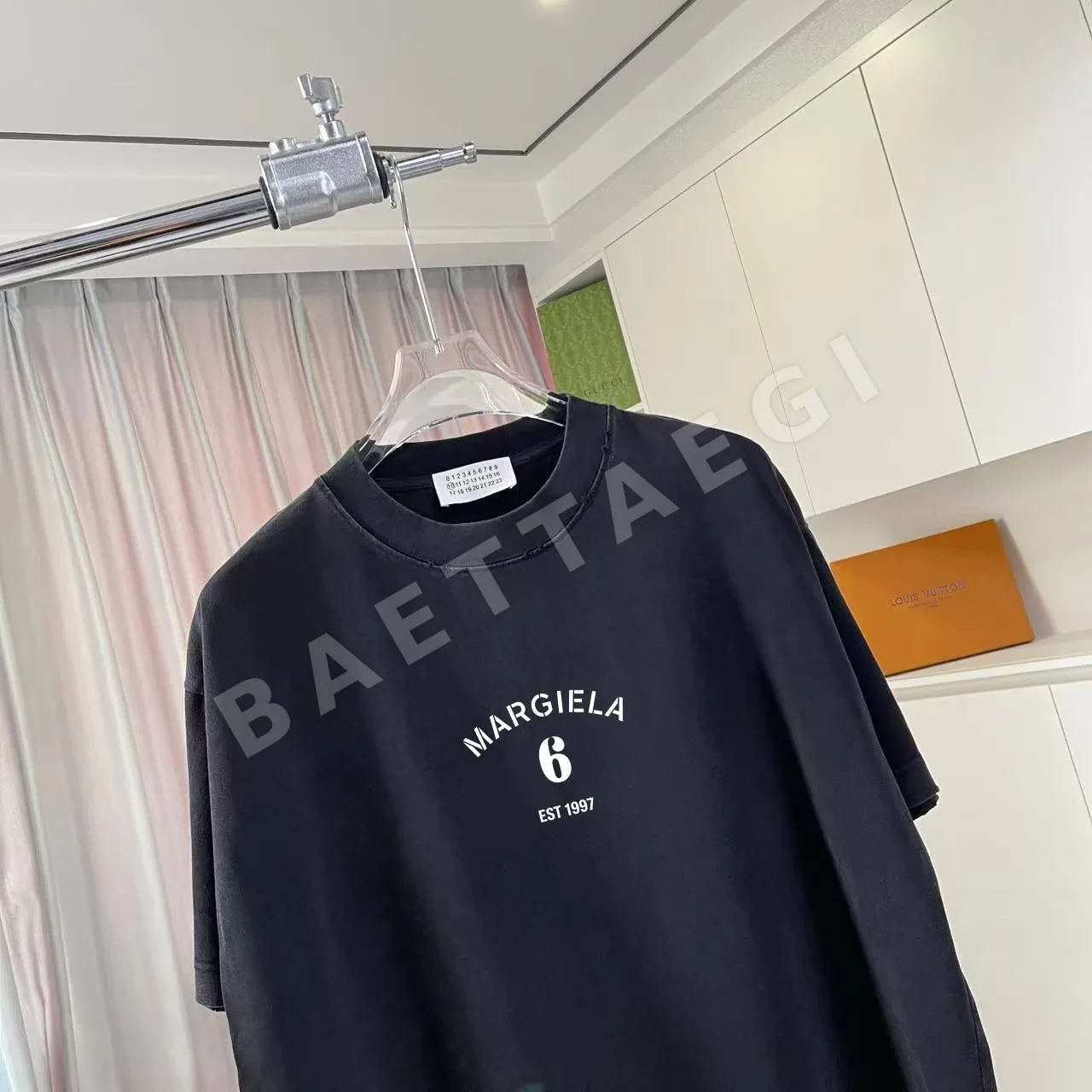 마르지엘라 데미지 가공 그라데이션 반팔 티셔츠 상세 이미지 3