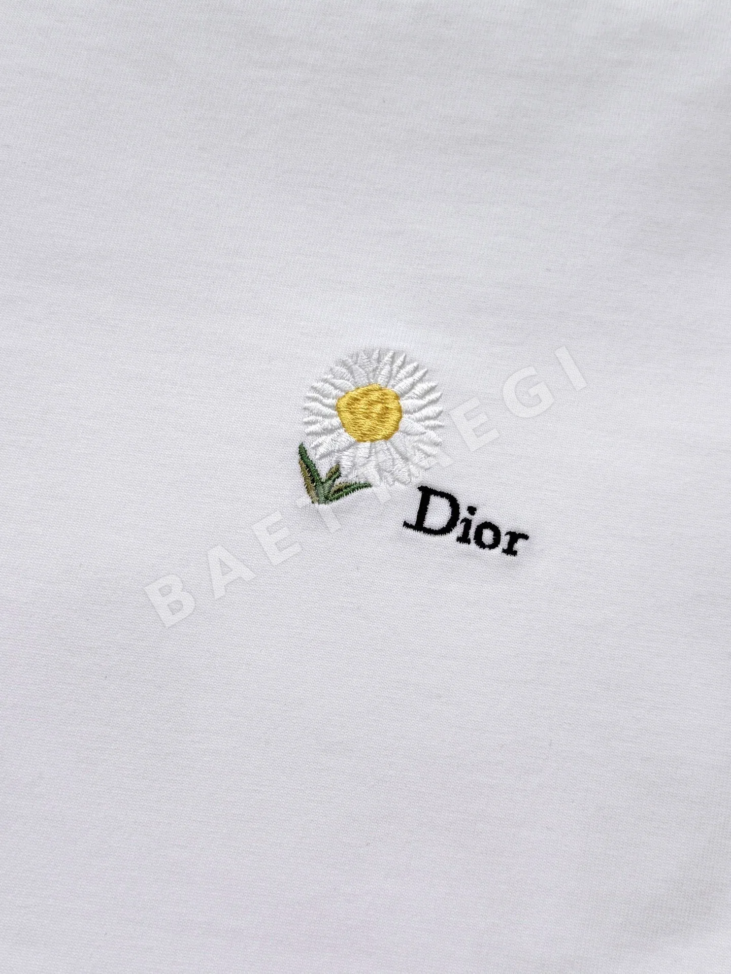 디올 CD 로고 자수 여성 반팔 티셔츠 상세 이미지 6
