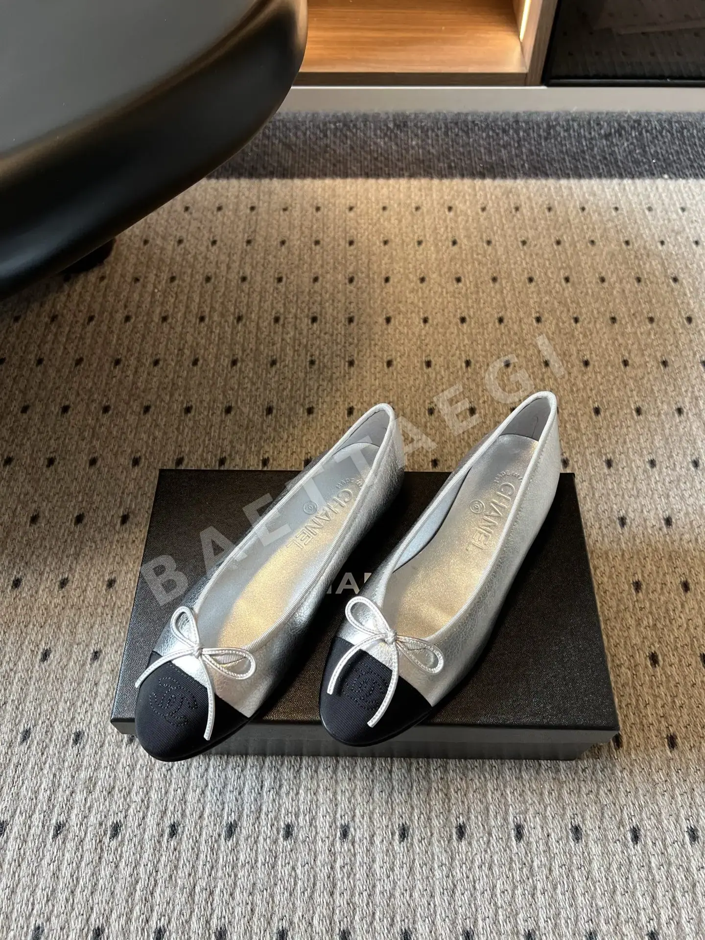 샤넬 발레리나 여성 나비 매듭 장식 상세 이미지 2