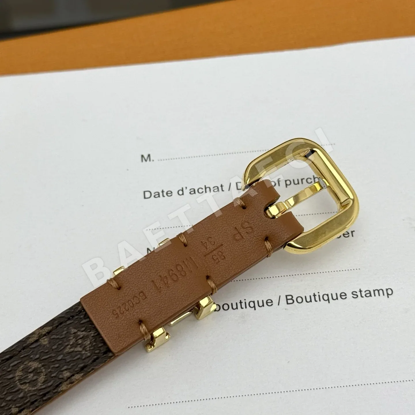 루이비통 V다를랭 가죽 벨트 상세 이미지 6