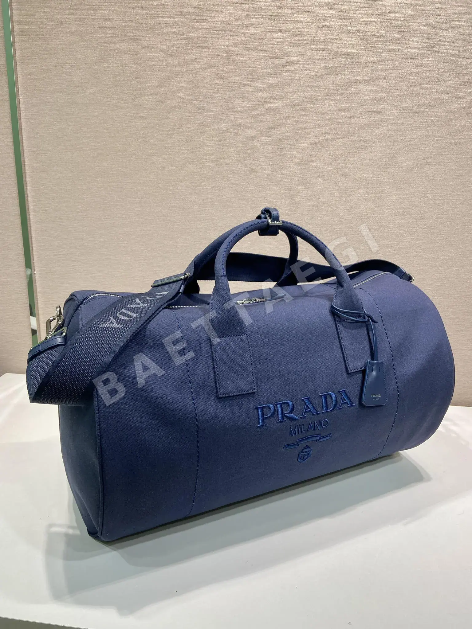 프라다 캔버스 스포츠 숄더백 2VC051 상세 이미지 2