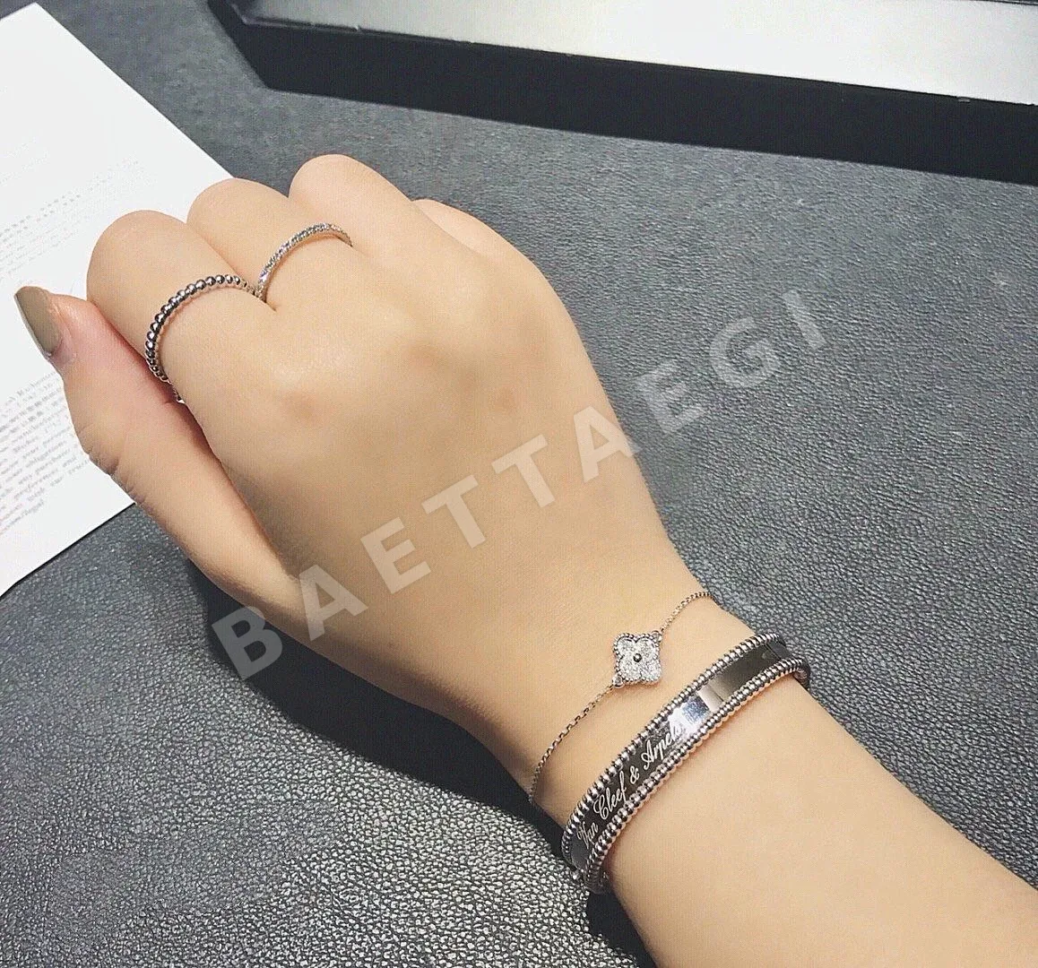 반클리프앤아펠 펄레 시그니처 팔찌 상세 이미지 8