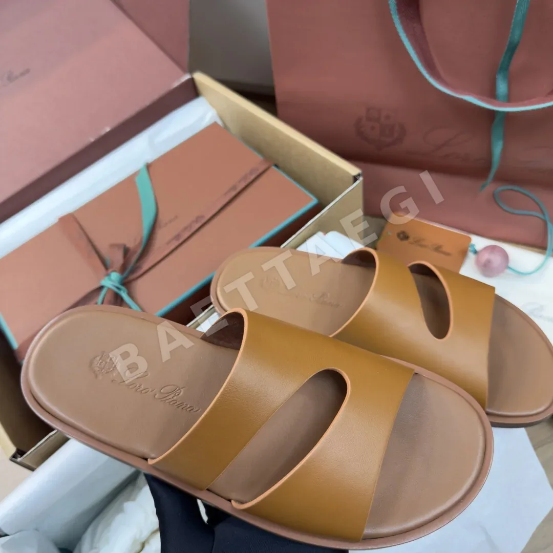 로로피아나 필라트 플레인 워크 남성 샌들 상세 이미지 4