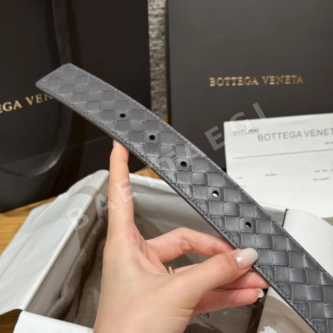 보테가베네타 인트레치아토 송아지가죽 남성용 벨트 상세 이미지 9