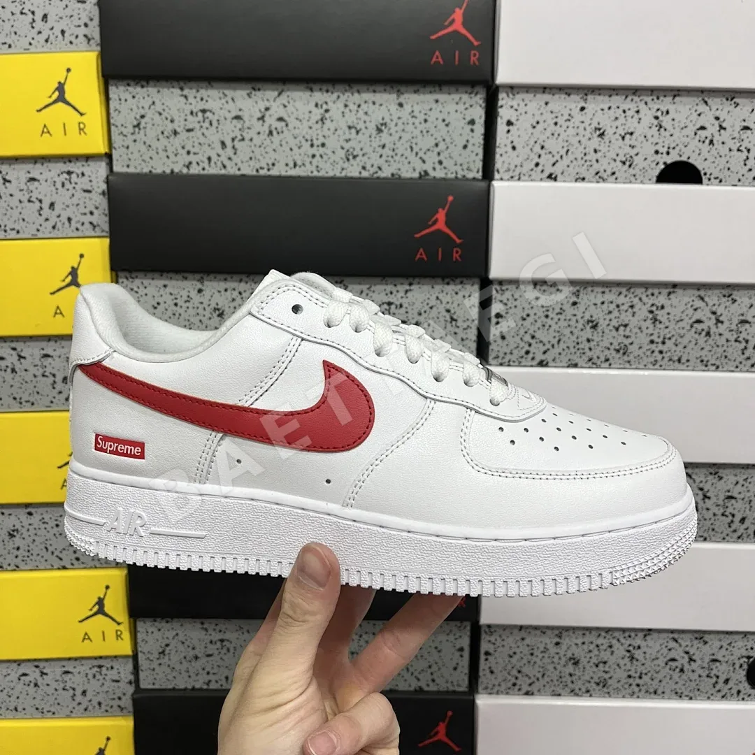 나이키 [G] 에어 포스 1 로우 화이트 레드 CU9225-101 201037 Nike Air Force 1 Low Supreme 상세 이미지 6