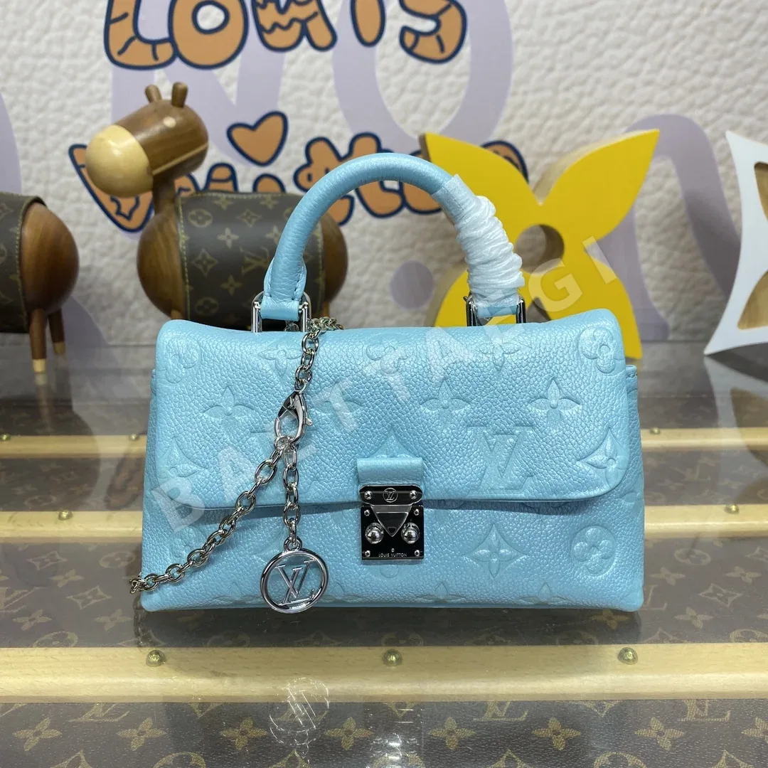 루이비통 나노 마들렌 스몰 핸드백 M12145