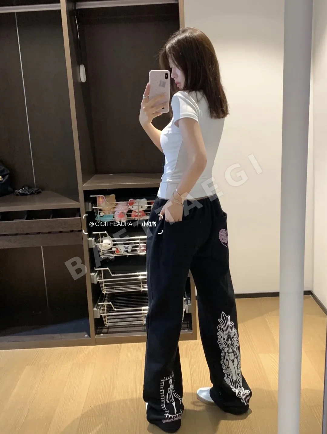 크롬하츠 여성 긴팔 티셔츠 상세 이미지 5