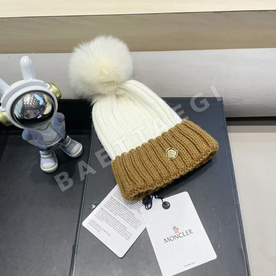 몽클레르 폭스 폼폼 울 니트 모자 상세 이미지 3
