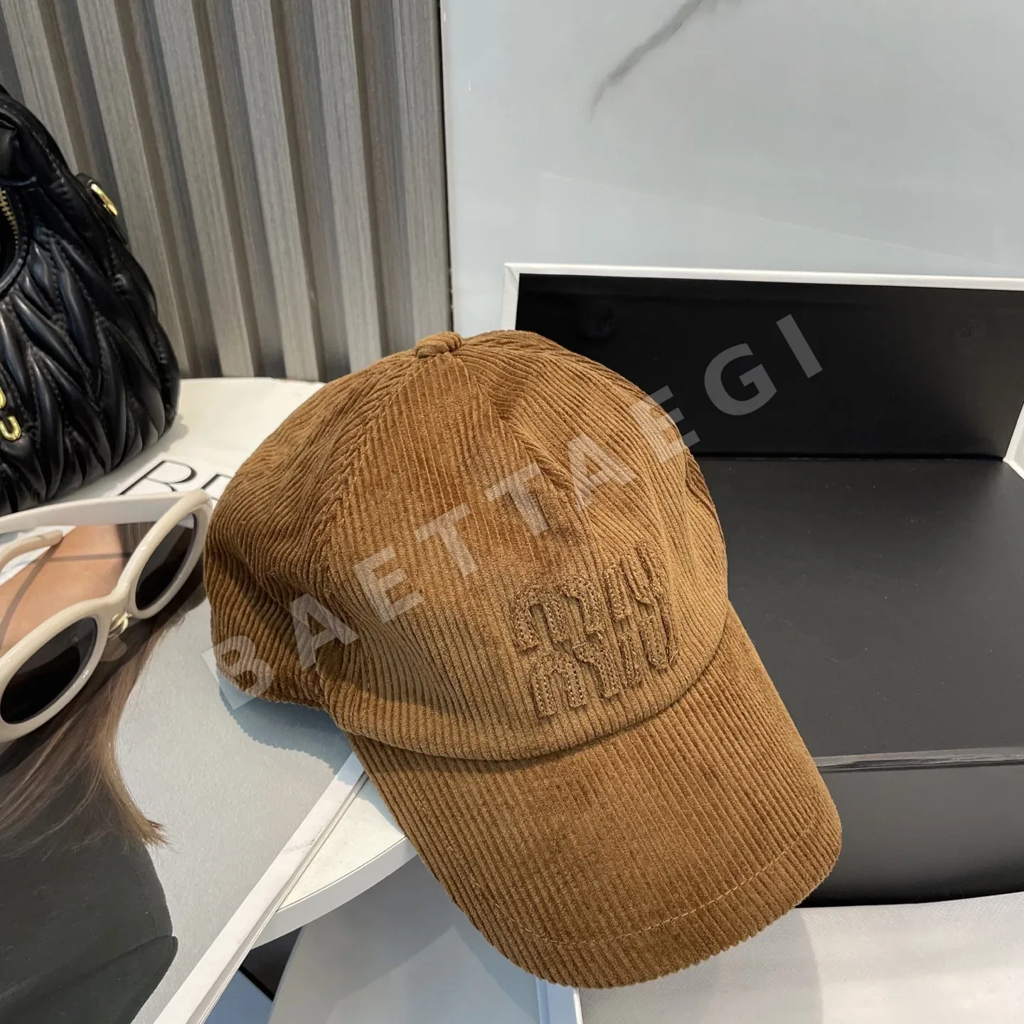 미우미우 코듀로이 야구모자 상세 이미지 8