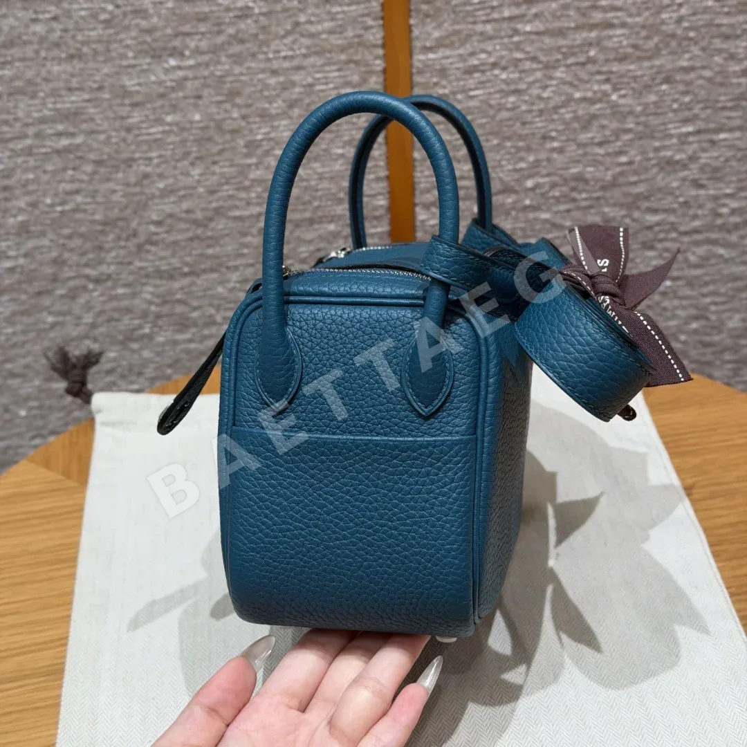 에르메스 린디 19 cm 가방 상세 이미지 4