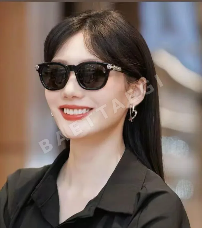 크롬하츠 18K 도금 크로스 로고 선글라스 54753