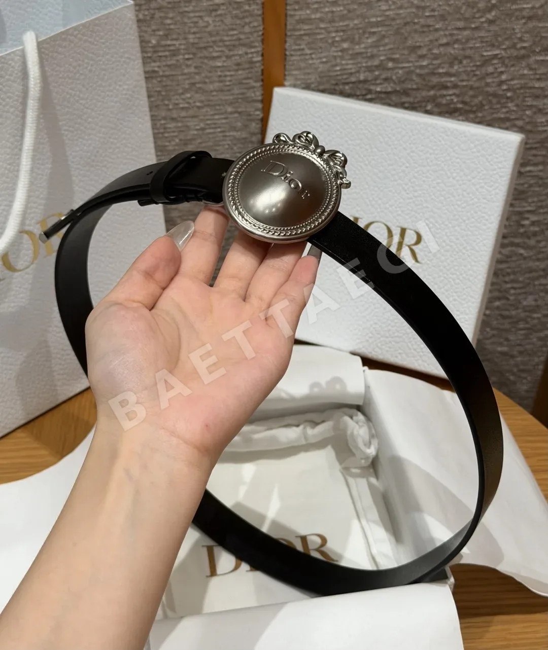 디올 메탈 버클 블랙 가죽 벨트 상세 이미지 3