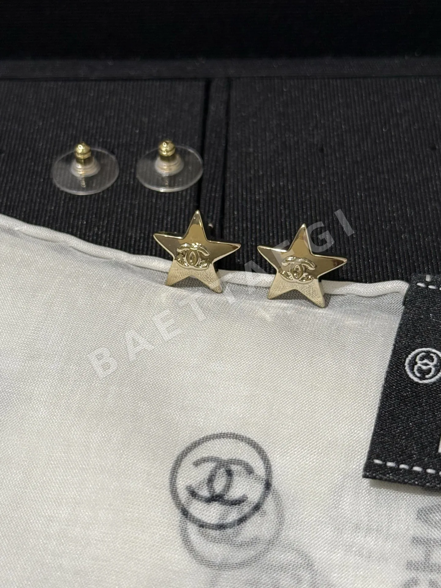 샤넬 더블 C 오각별 스몰 귀걸이 65871