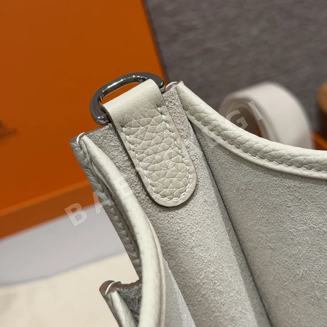에르메스 에블린 23 소가죽 가방 상세 이미지 8