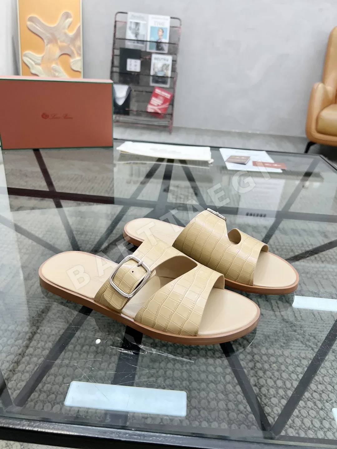 로로피아나 이탈리아 소가죽 남성 신발 상세 이미지 2