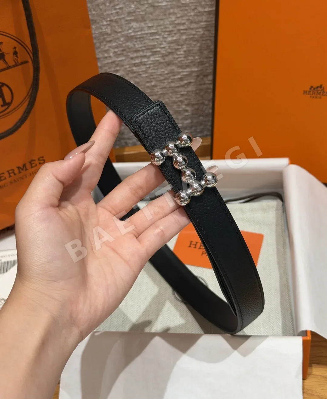 에르메스 H 버클 진주 장식 리버시블 가죽 벨트 상세 이미지 3