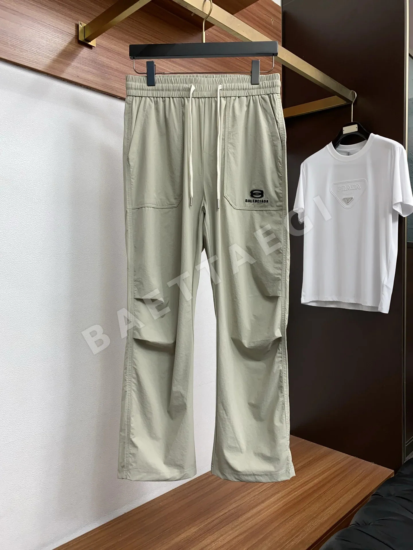 발렌시아가 남성 바지 상세 이미지 3