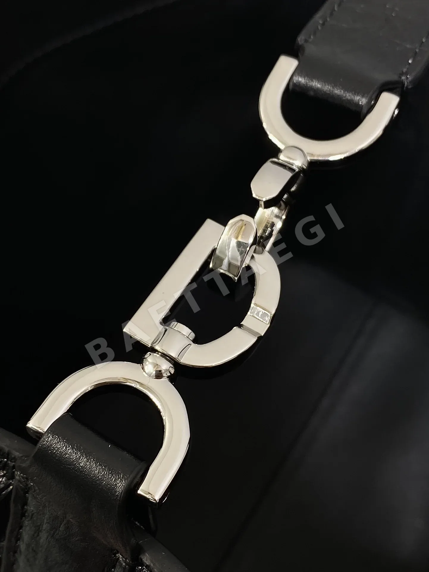 디올 뚜주흐 토트 가방 상세 이미지 5