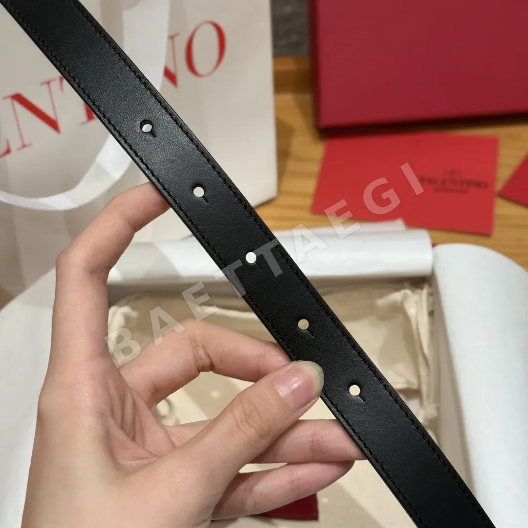 발렌티노 VLOGO 송아지가죽 벨트 상세 이미지 7