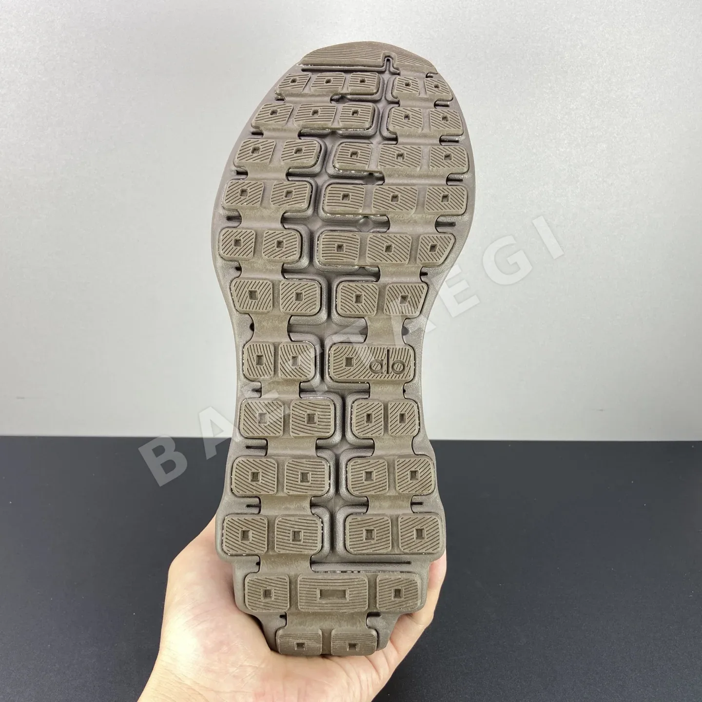 알로 브라운 플랫폼 캐주얼 러닝화 상세 이미지 9