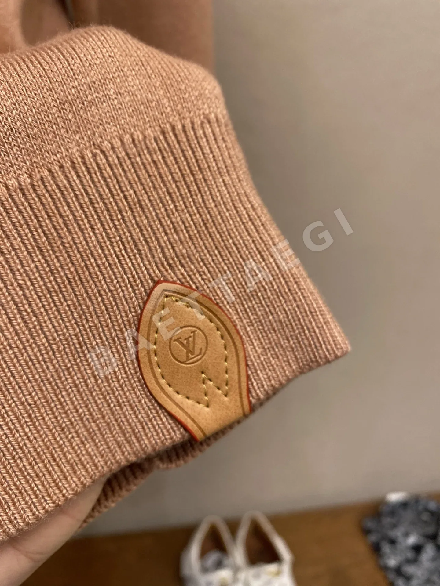 루이비통 울 후드 니트 스웨트셔츠 상세 이미지 9