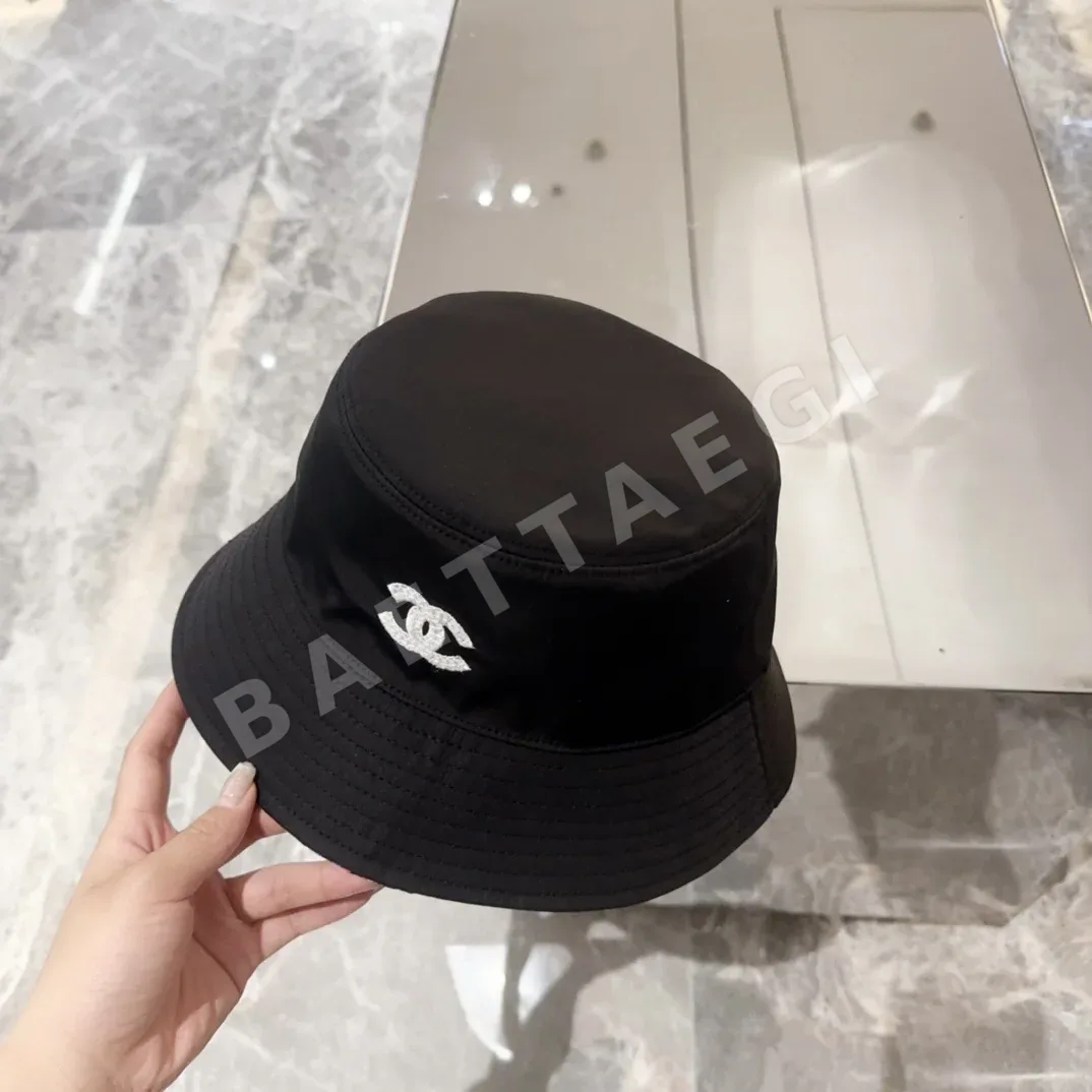 샤넬 양면 피셔맨 햇 모자 상세 이미지 4