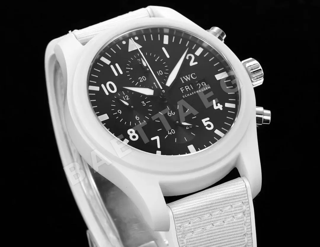 IWC 파일럿 크로노그래프 인스피레이션 4 시계 상세 이미지 4