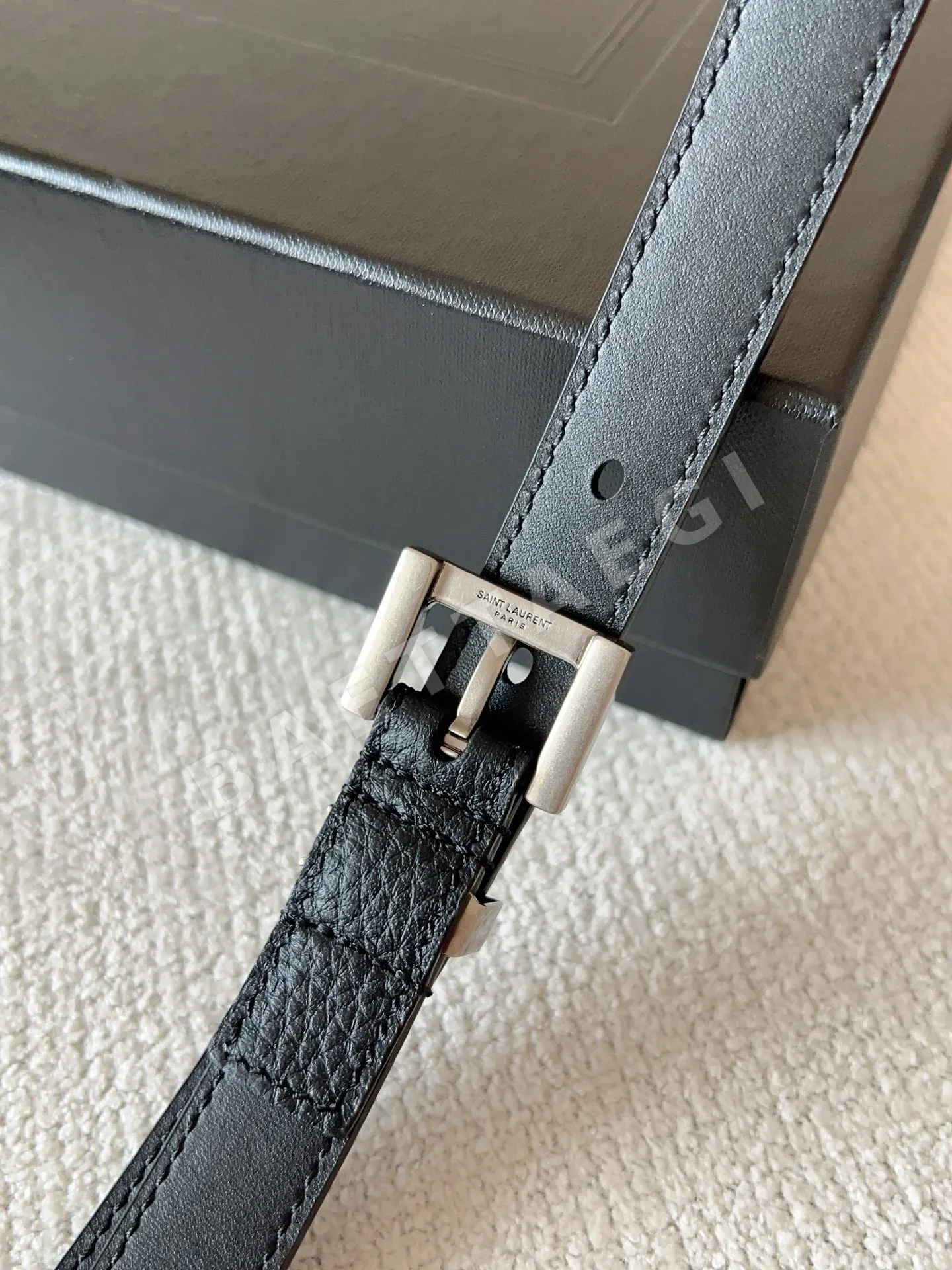 생로랑 카산드르 로고 송아지가죽 벨트 상세 이미지 7