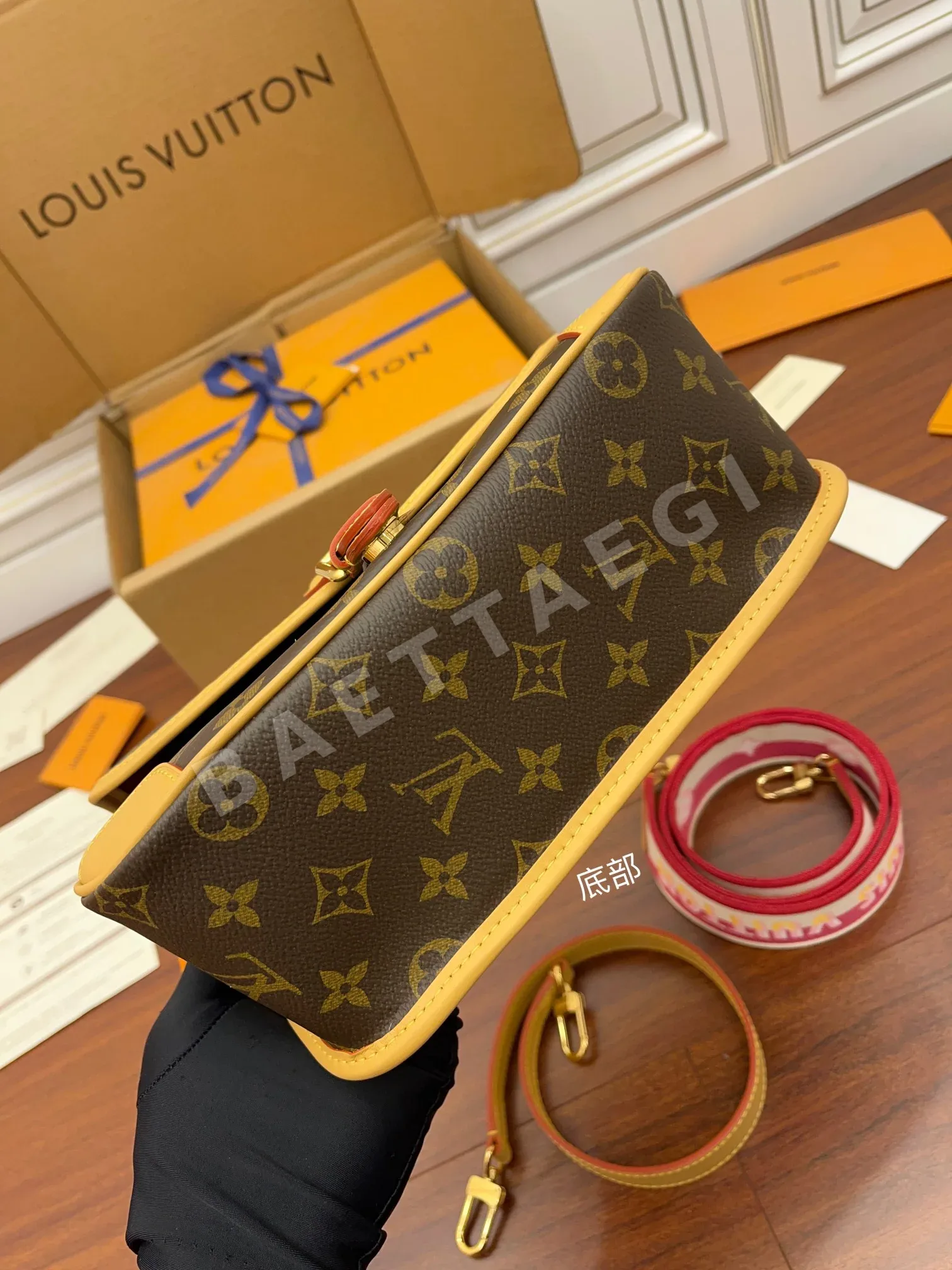 루이비통 M46049 가죽 가방 상세 이미지 7
