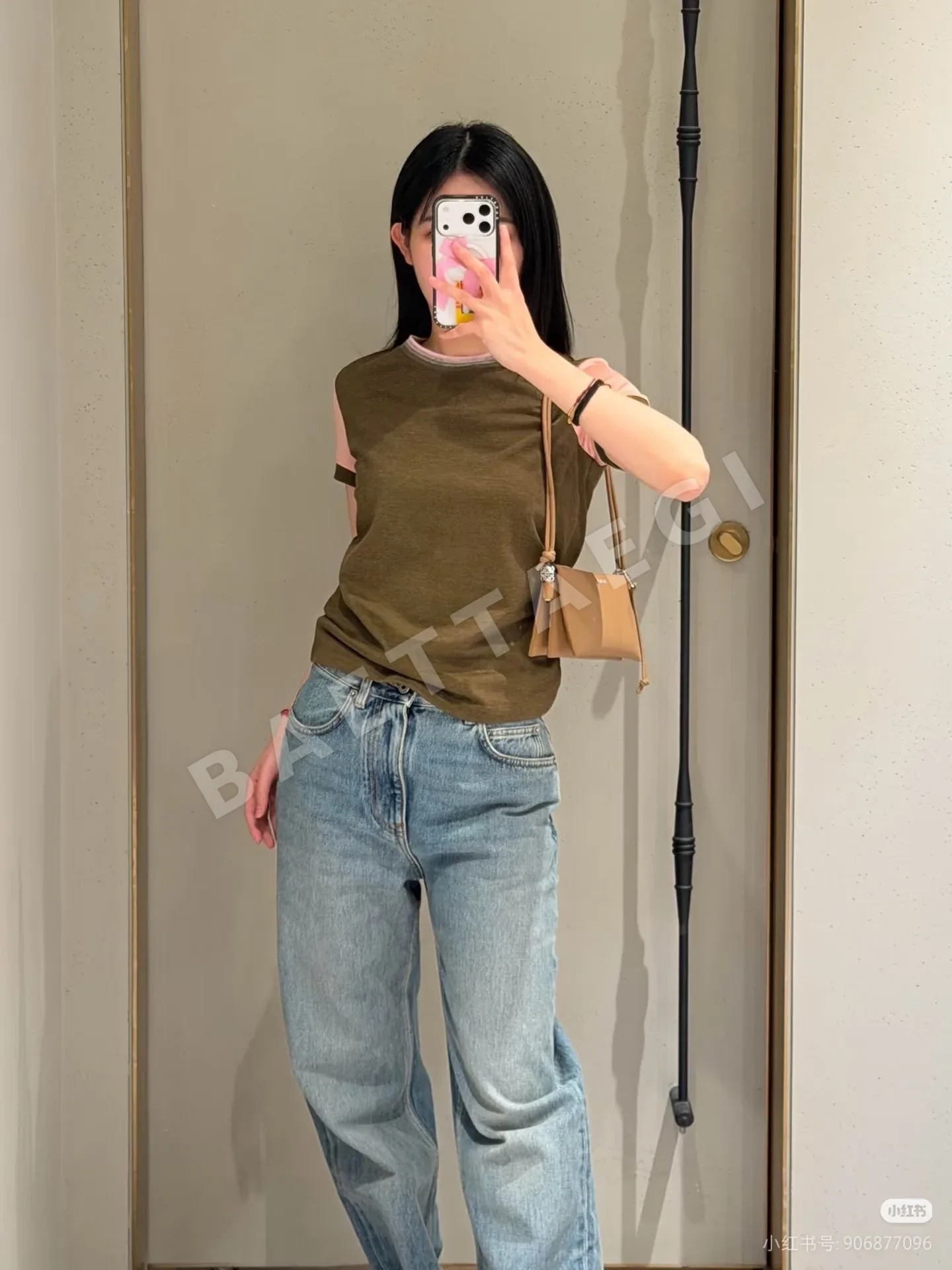 로에베 올리브그린 컬러 블록 반팔 티셔츠 상세 이미지 7