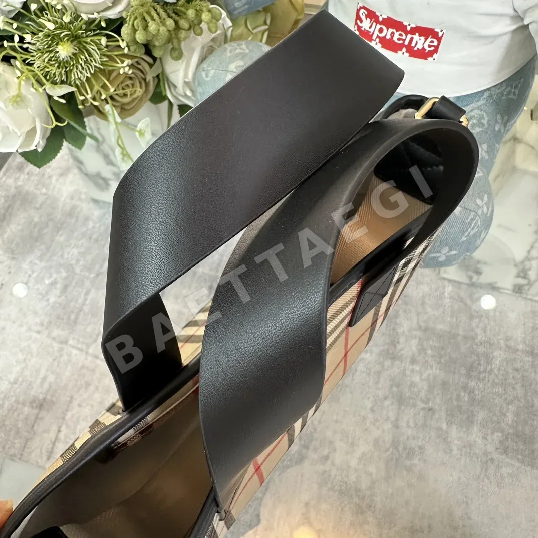 버버리 나일론 토트백 18CM 상세 이미지 5