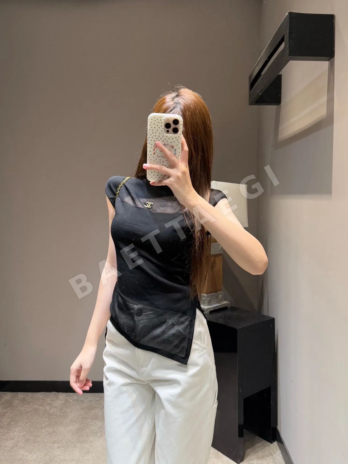 샤넬 비대칭 컷팅 여성 반팔 니트 탑 상세 이미지 9