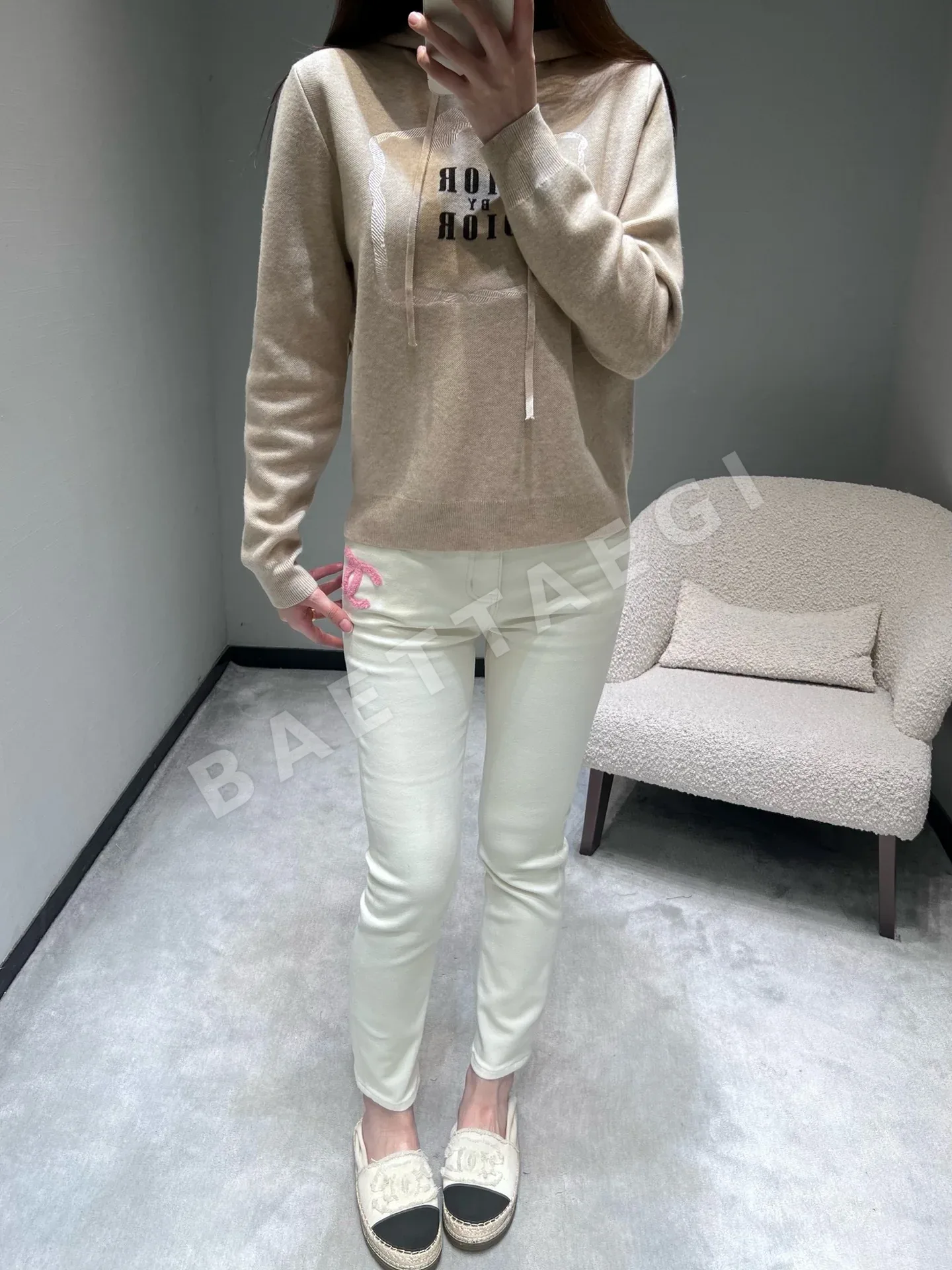 디올 여성 양모 후드 긴팔 티셔츠 93319
