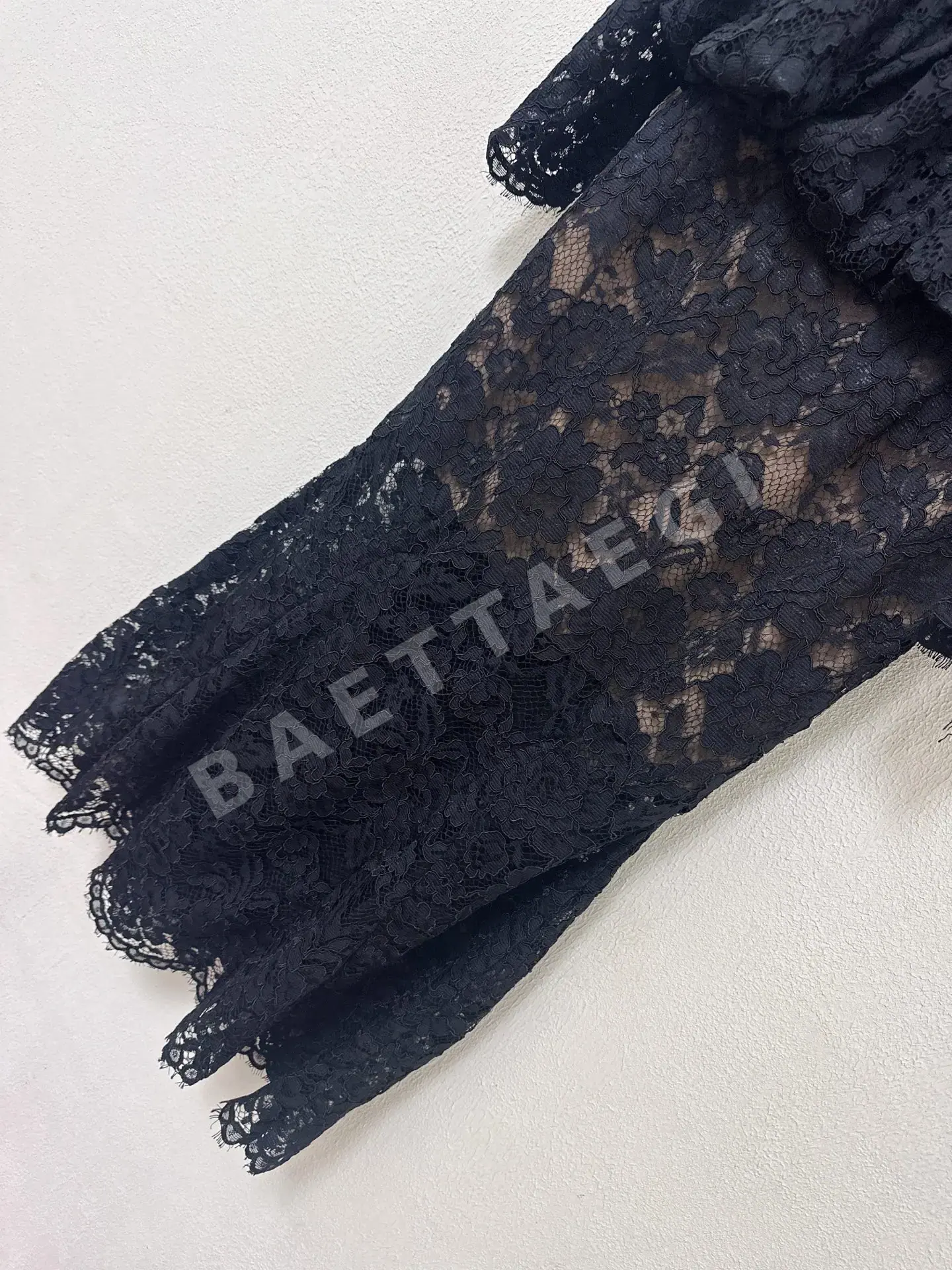 셀프포트레이트 블랙 레이스 슬림핏 맥시 원피스 상세 이미지 6