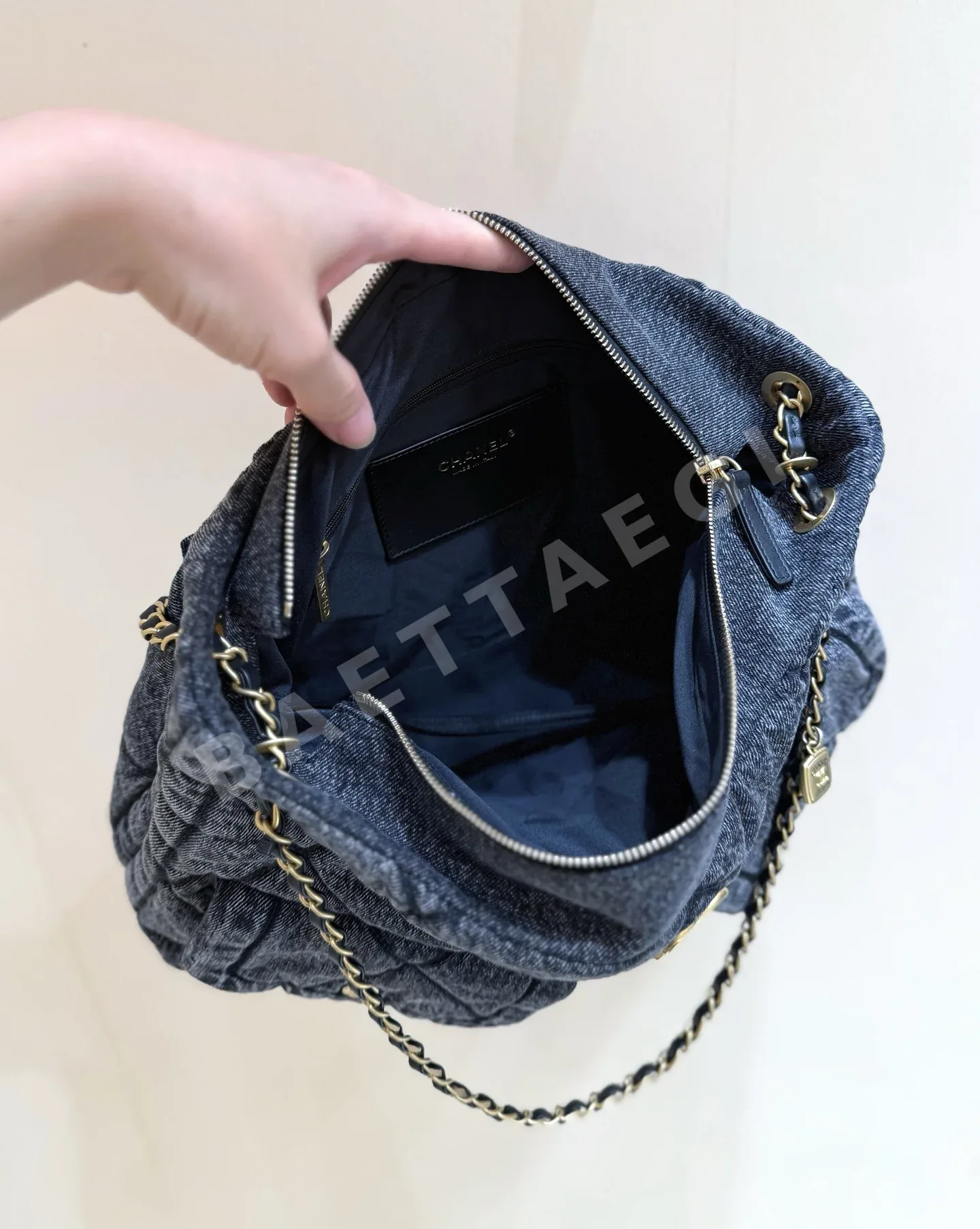 샤넬 데님 지퍼 토트백 AS5740 상세 이미지 7