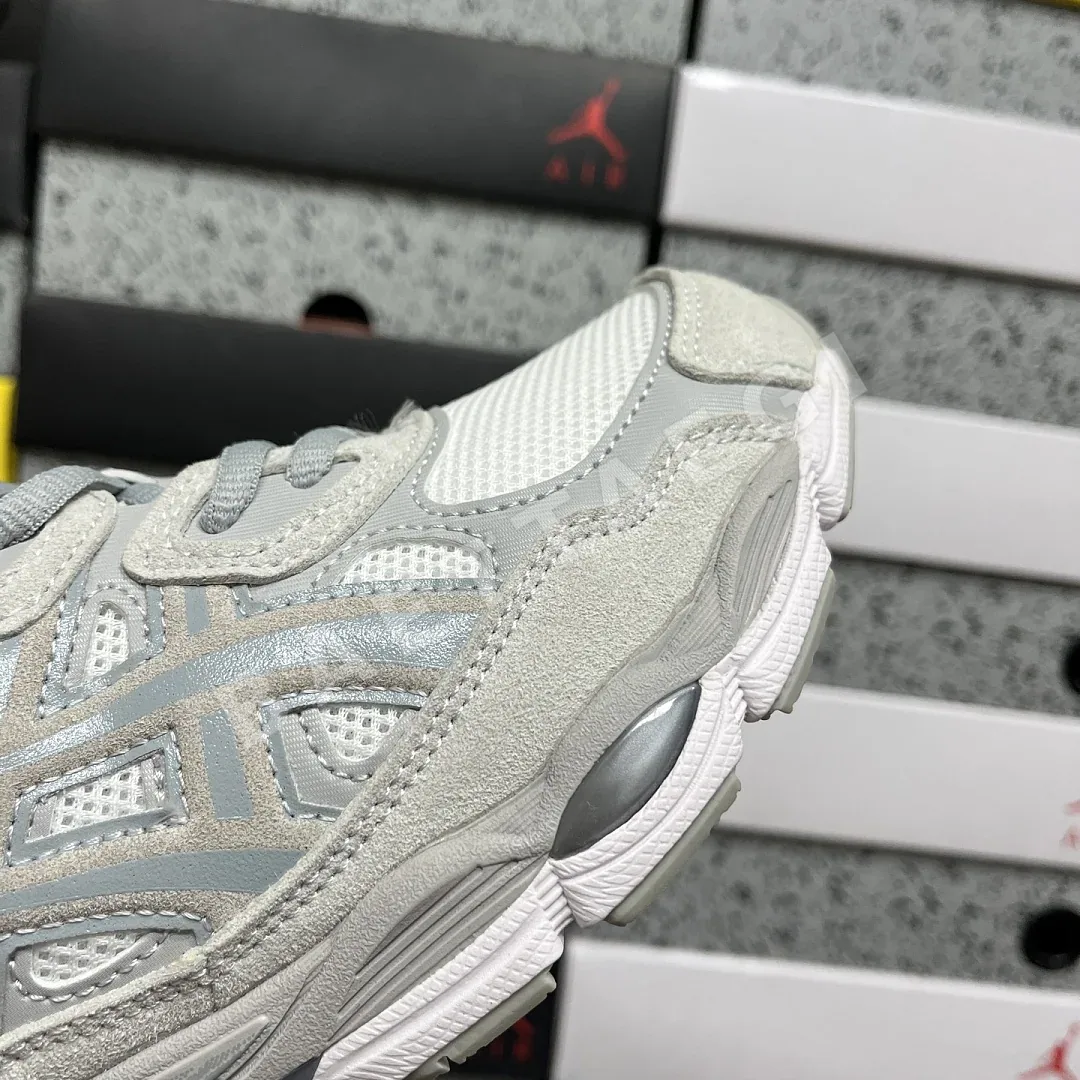 아식스 [RT] 젤 NYC 1203A663-101 200363 Asics Gel-NYC Cream Cloud Grey 상세 이미지 9