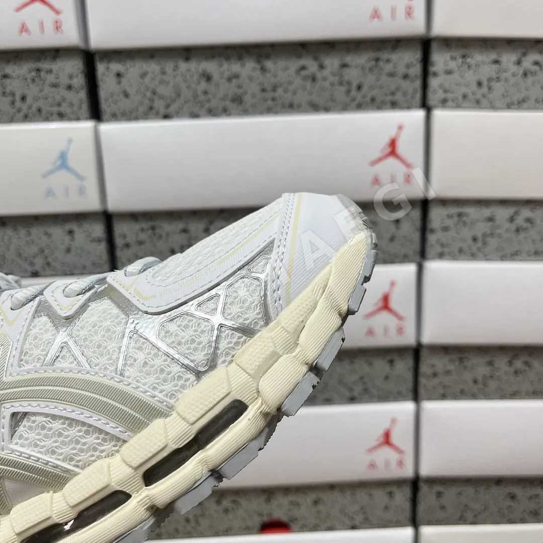 아식스 [TOP] 젤 카야노 20 1203A388-100 200413 Asics Gel-Kayano 20 White Pure Silver 상세 이미지 8