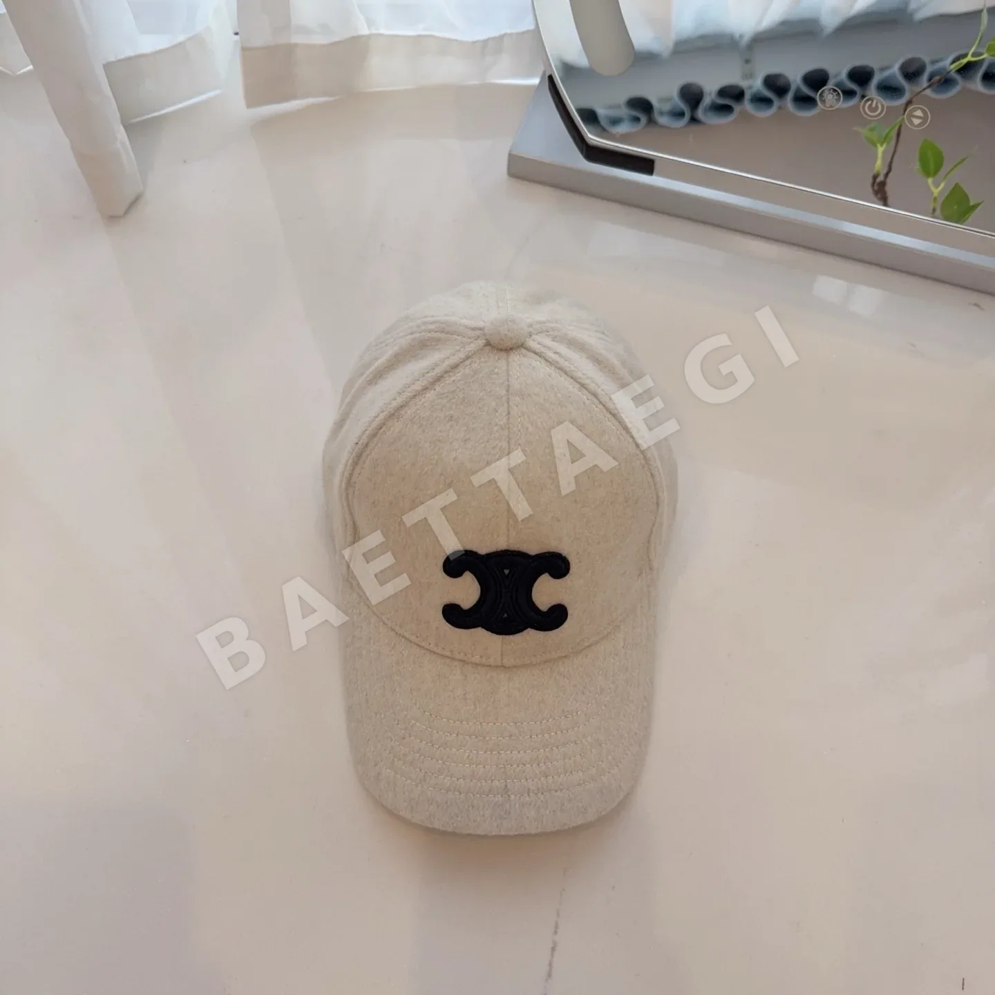 셀린느 울 개선문 야구모자 84564