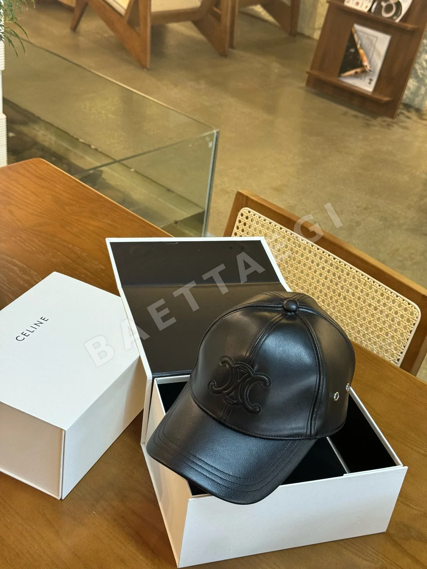 셀린느 시어스킨 가죽 야구모자 상세 이미지 2
