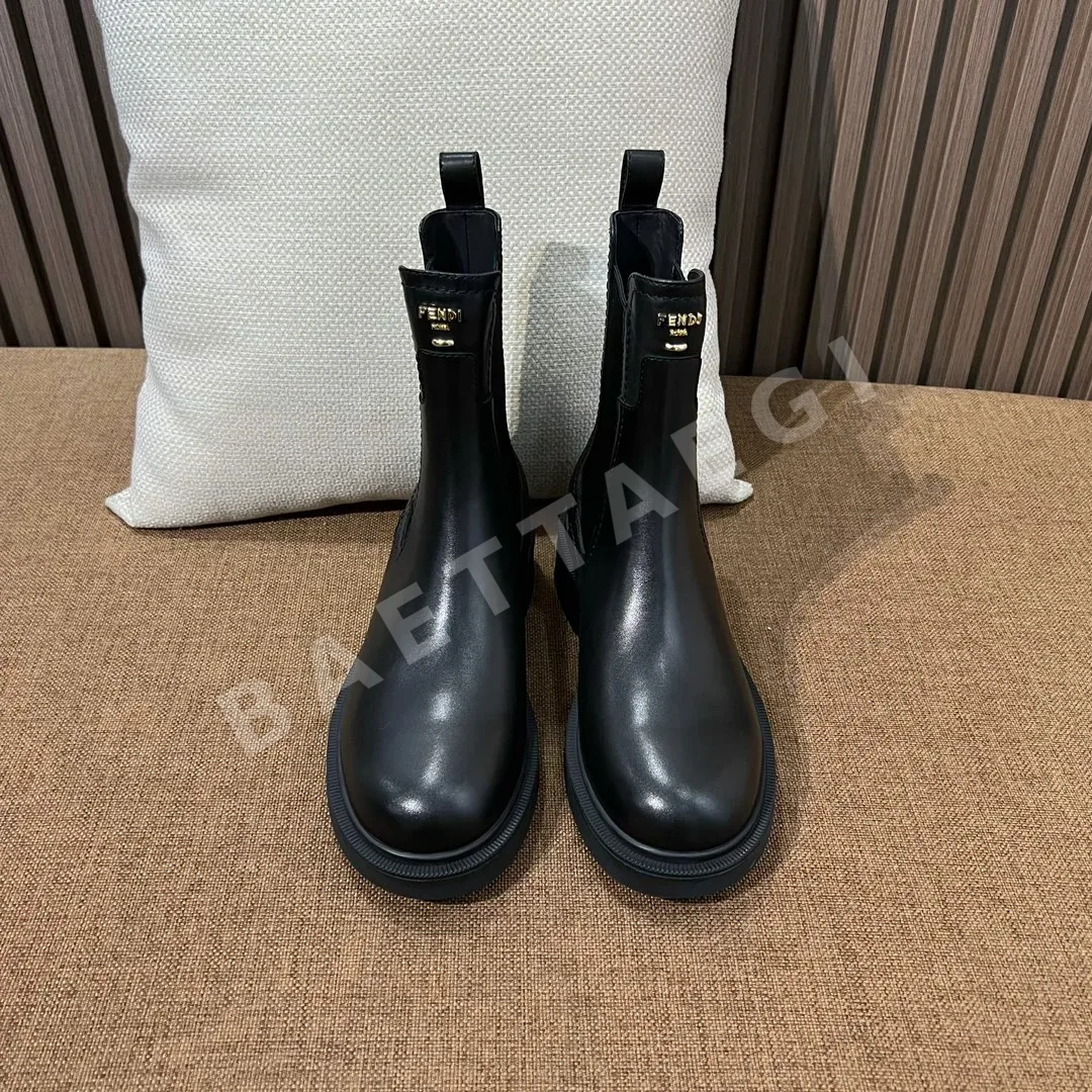 펜디 가죽 첼시 부츠 16301