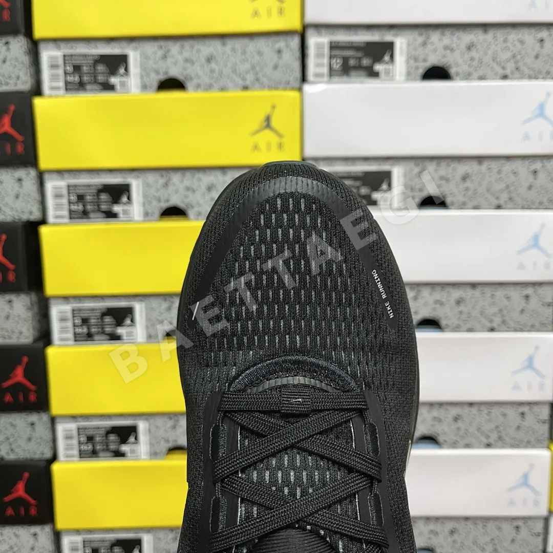 나이키 줌 보메로 18 HM6803-005 201103 Nike Zoom Vomero 18 상세 이미지 5