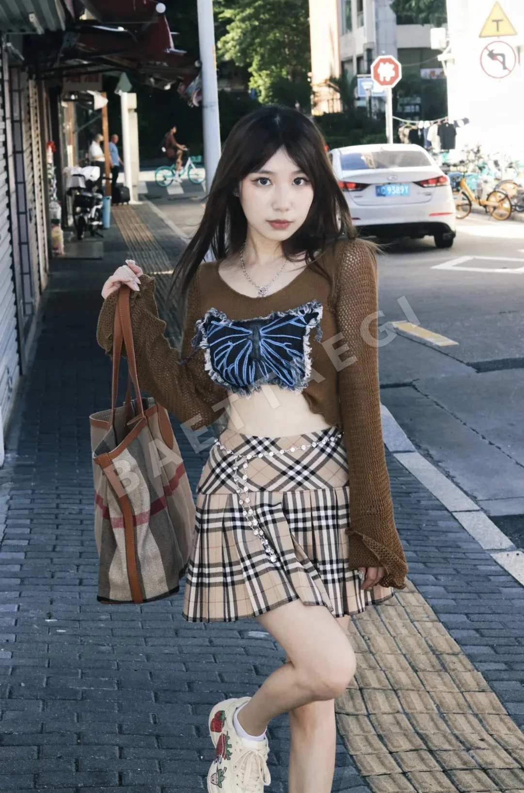 버버리 클래식 삼베 토트백 상세 이미지 9