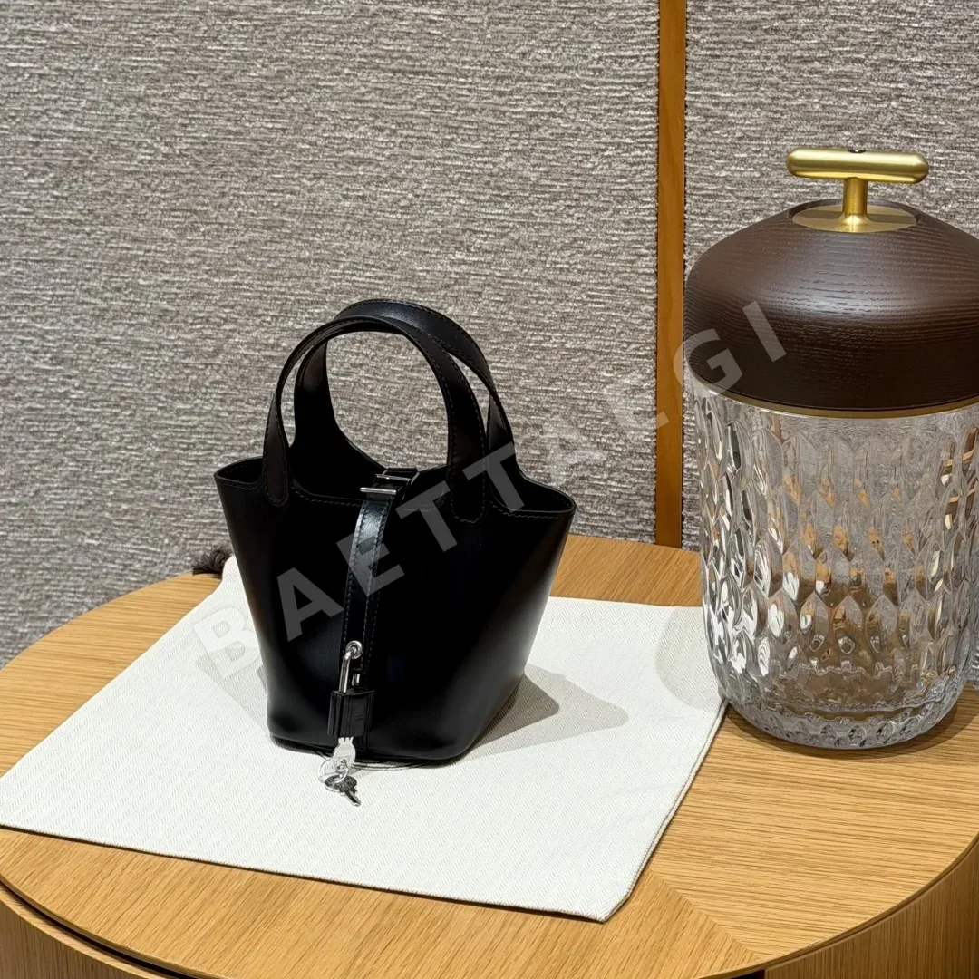 에르메스 피코탄 락 박스 가죽 미니 숄더백 191678