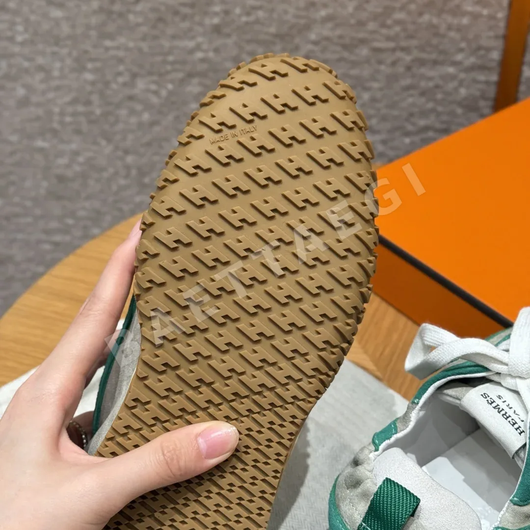 에르메스 제트 스니커즈 시그린 샤무아 가죽 상세 이미지 9