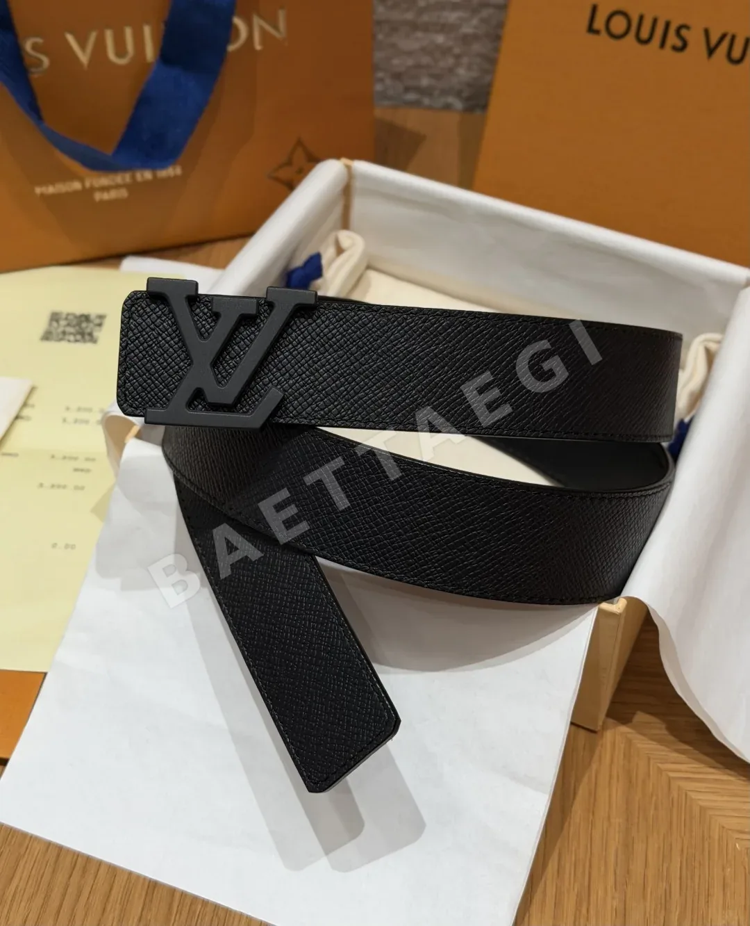 루이비통 리버시블 소가죽 벨트 172852