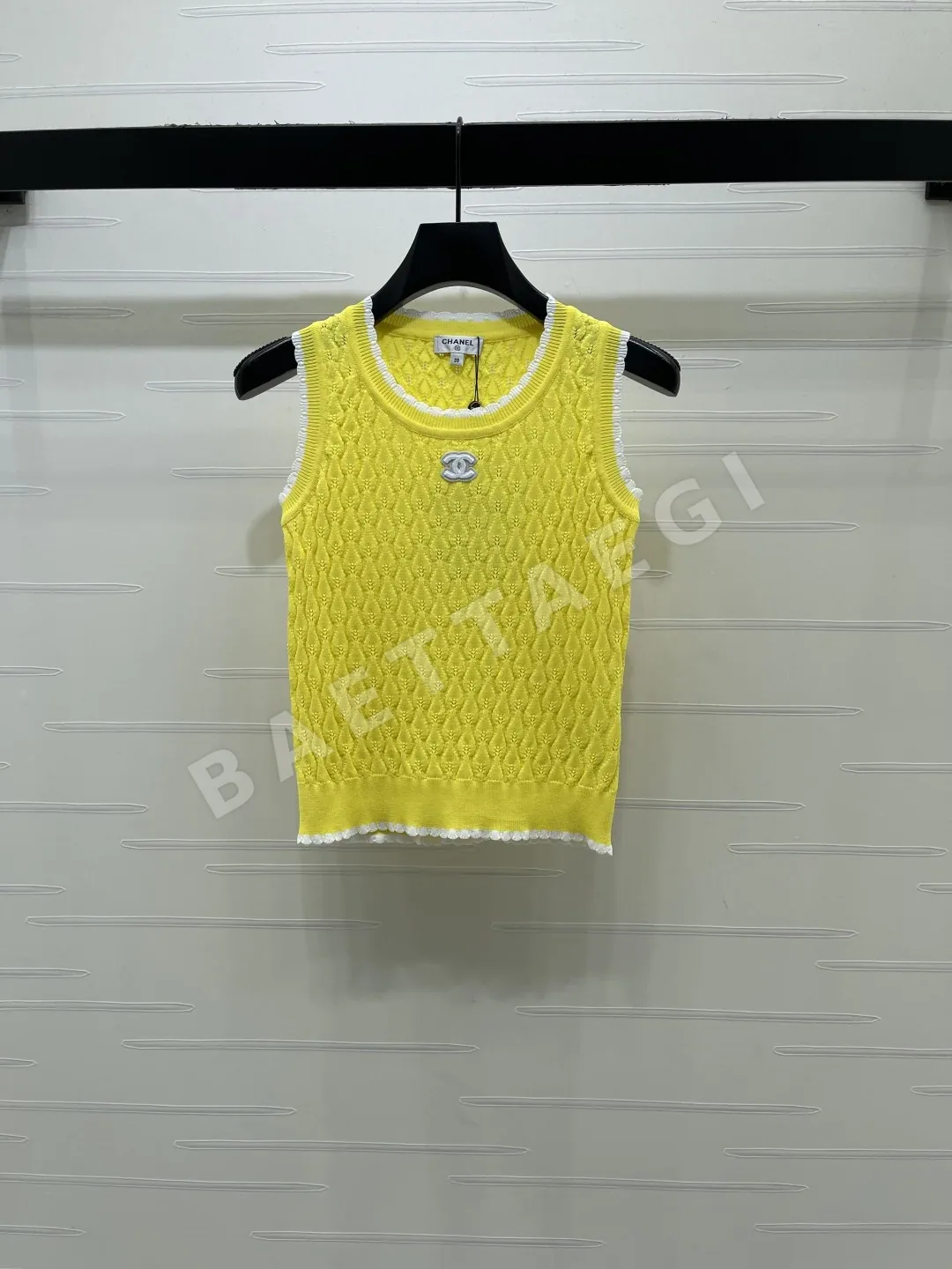 샤넬 실크 울 레이스 트림 라운드넥 니트 베스트 103667