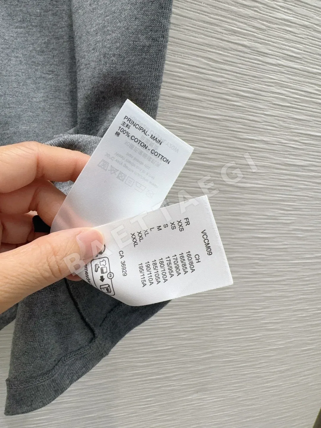 루이비통 심플 디자인 여성 원피스 상세 이미지 9