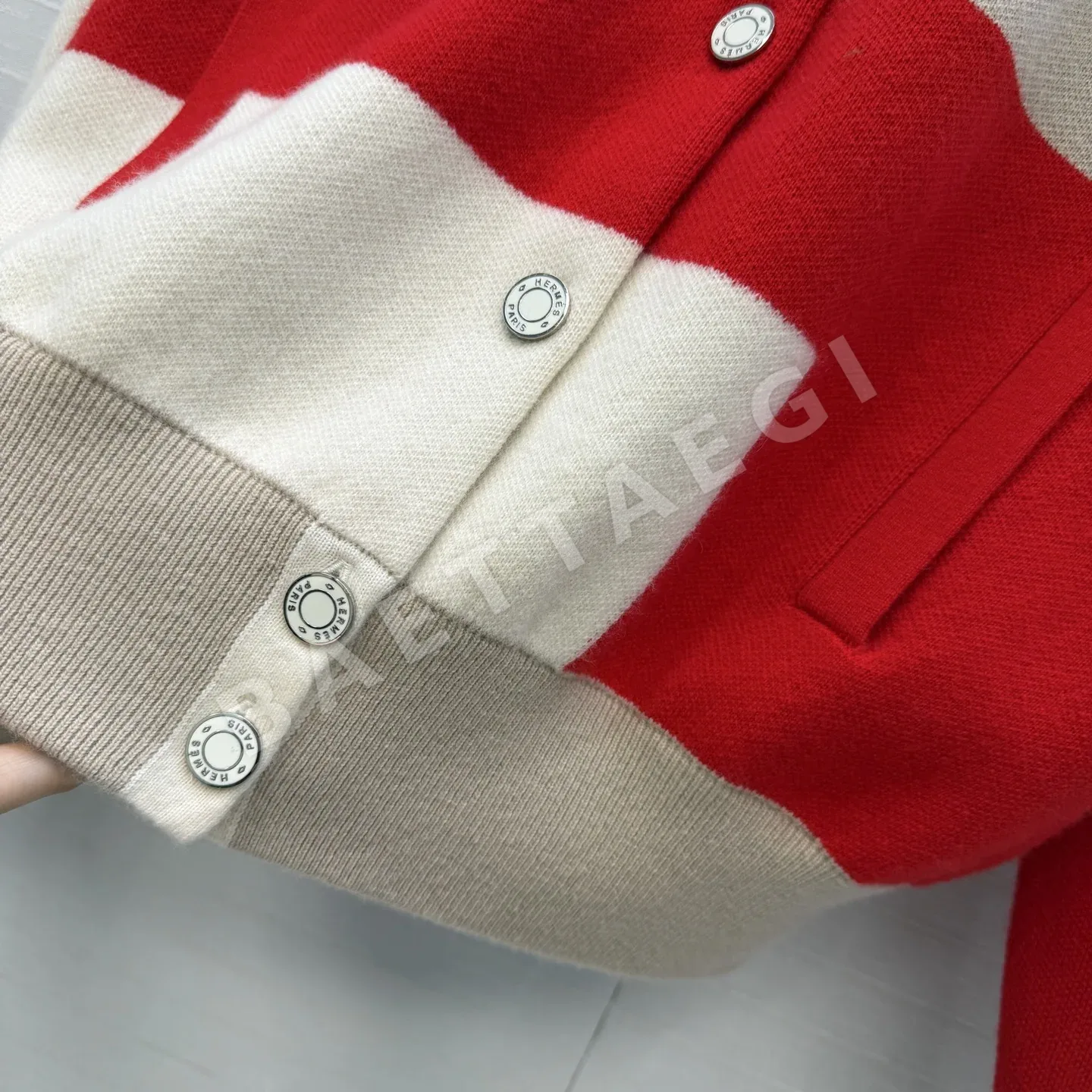 에르메스 그랑 마네주 자수 플라워 캐시미어 가디건 상세 이미지 6