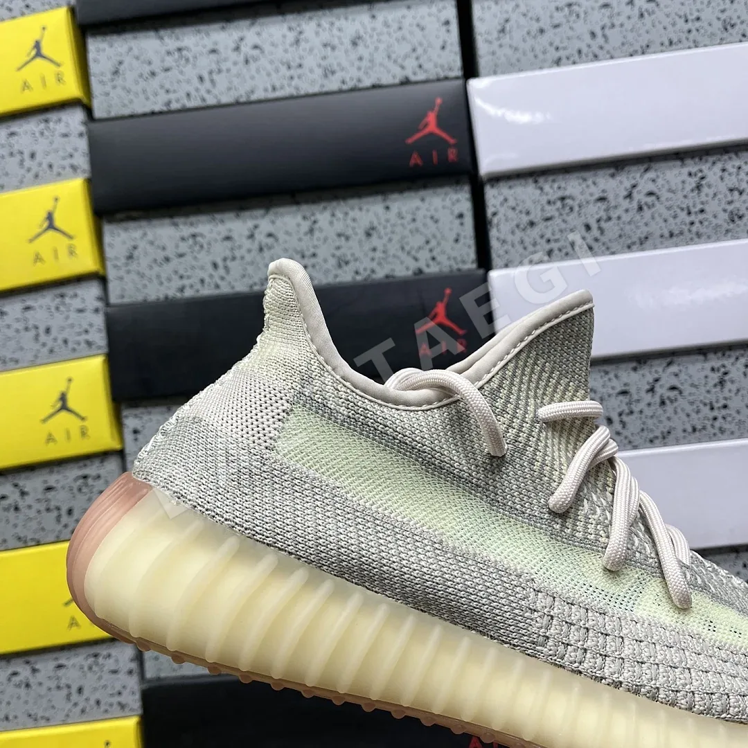 아디다스 [XQ] 이지 부스트 350 V2 FW3042 200771 Adidas Yeezy Boost 350 V2 Citrin 상세 이미지 3
